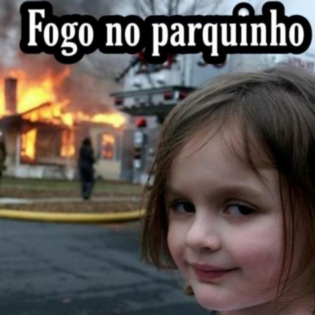 FOGO  NO PARQUINHO